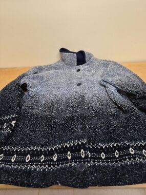 Navy and White Gradient Knit Cardigan